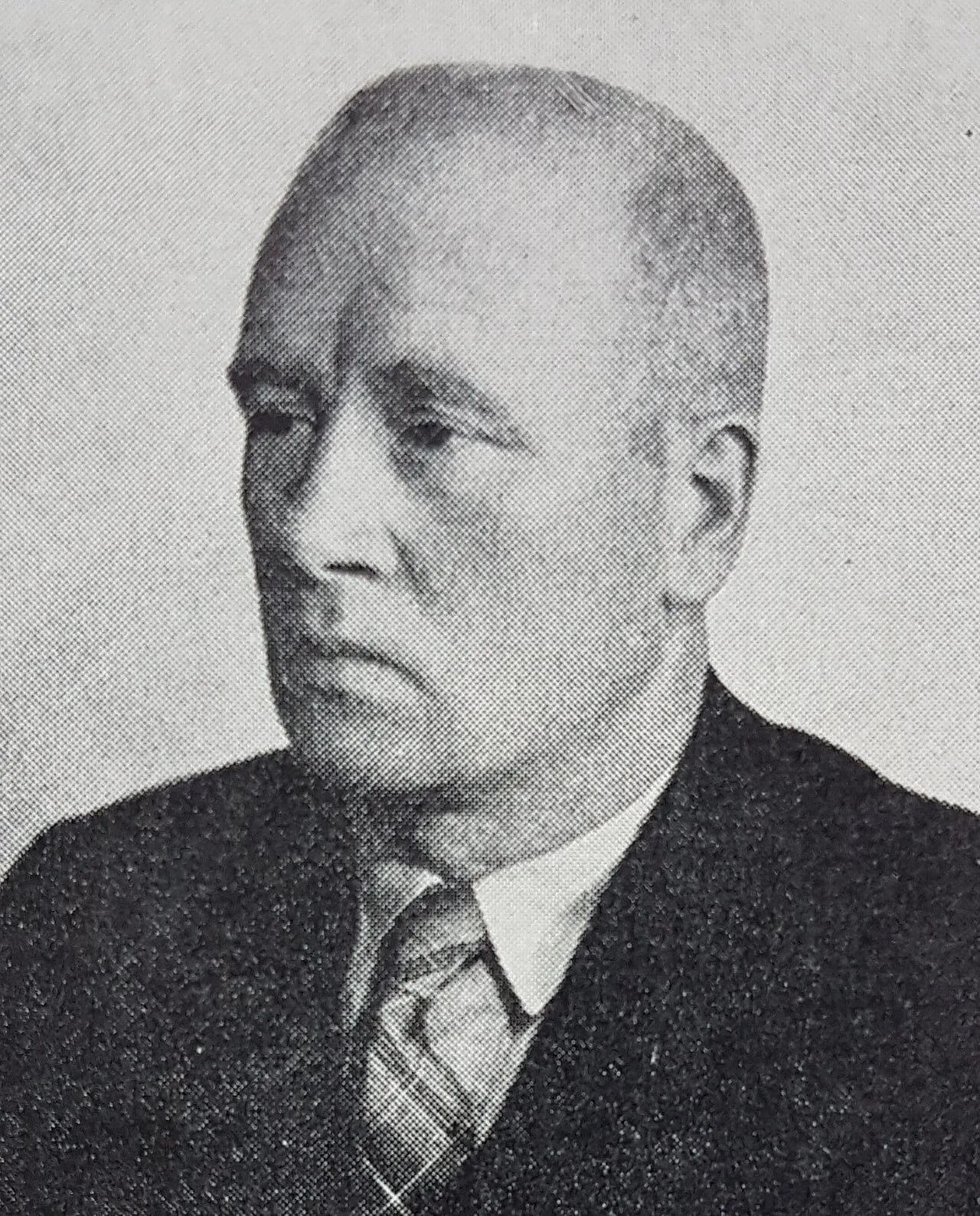 Portrait of Ola Veggum (1887–1968) – memorial page