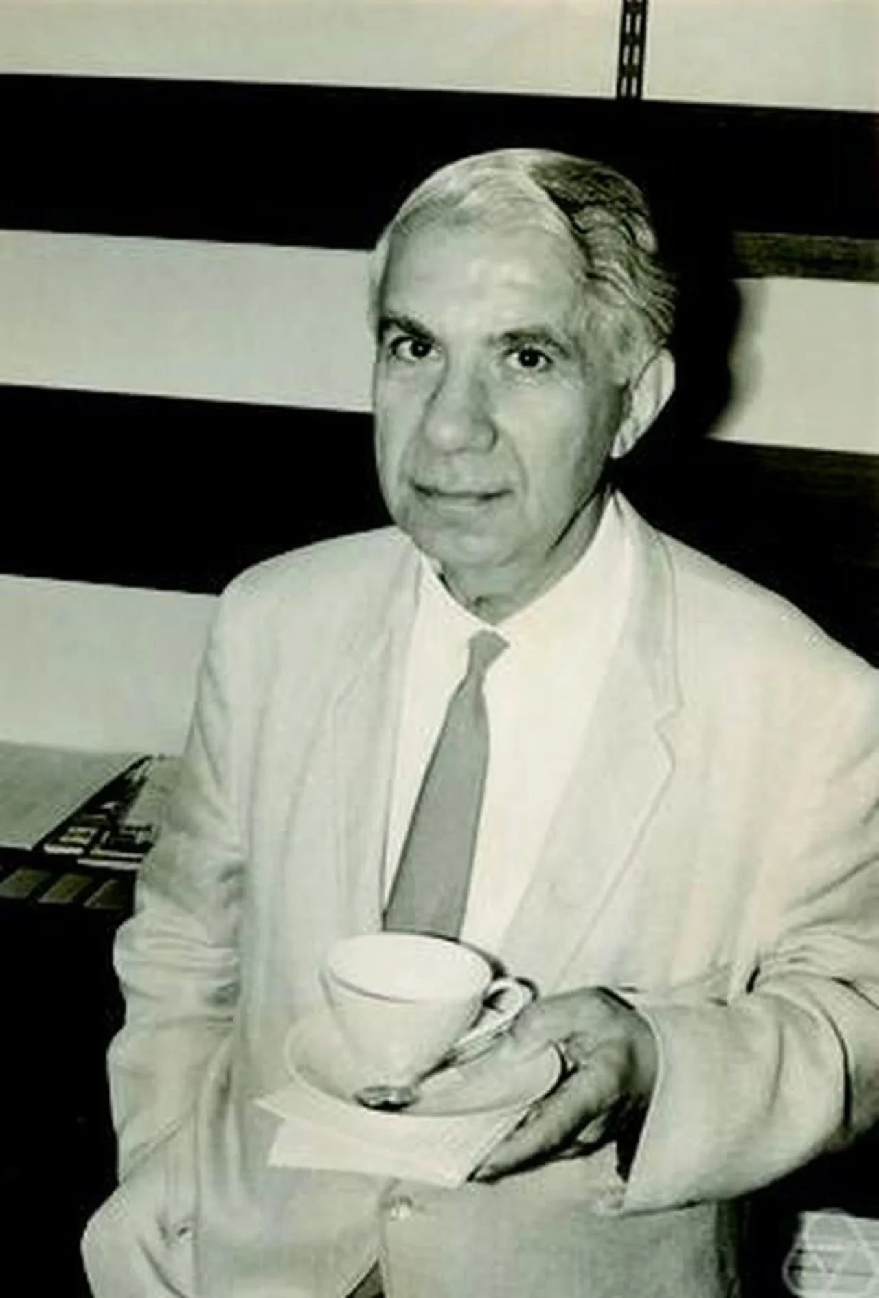 Porträt von Alexander Dinghas (1908–1974) – Gedenkseite