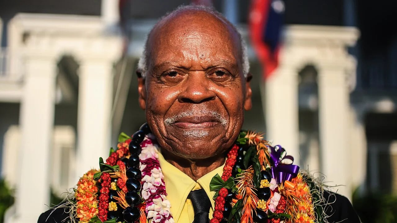 Porträt von Ernest J. Harris (1928–2018) – Gedenkseite