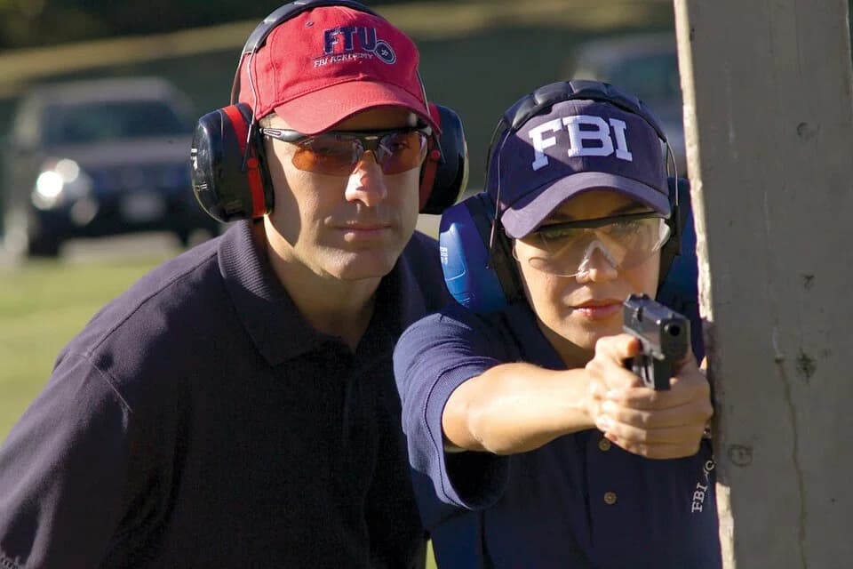 FBI agent