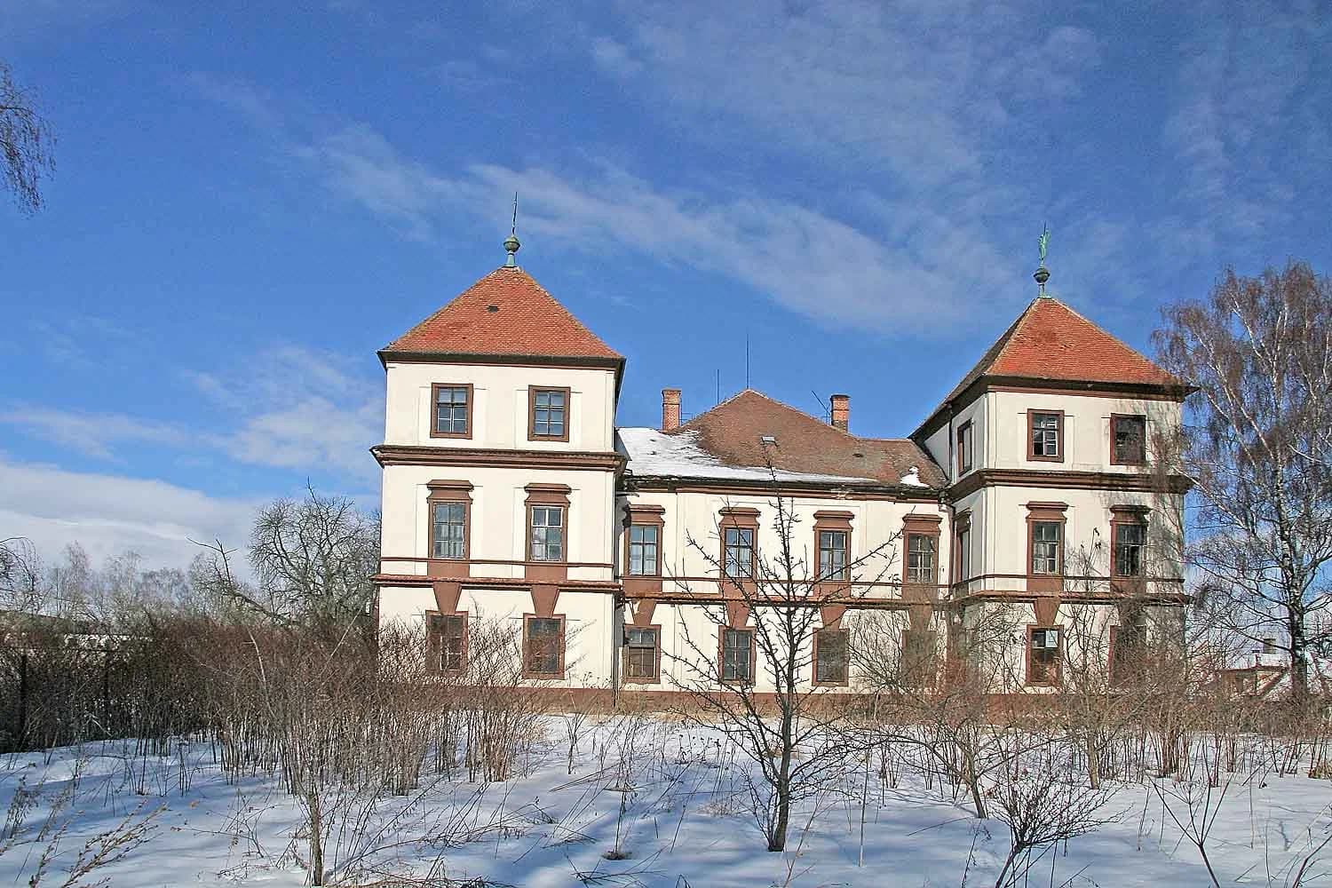 Hořiněves