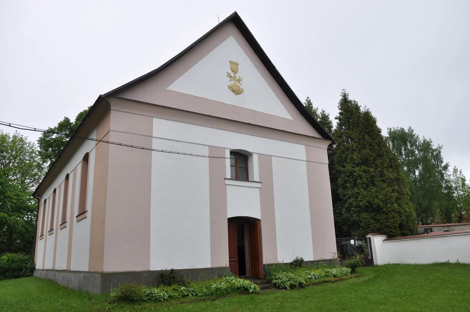 Borová