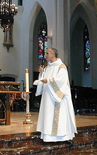 Catholic deacon