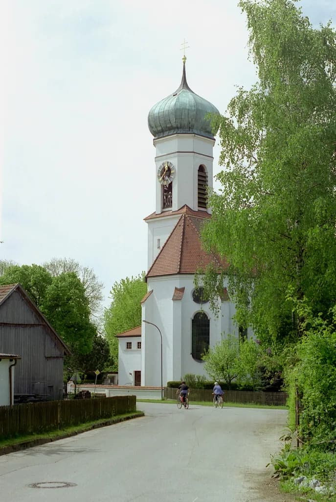 Adelshofen