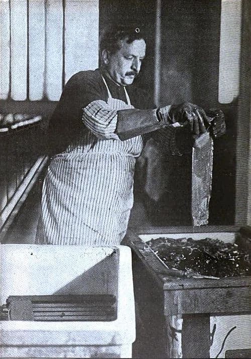 assayer