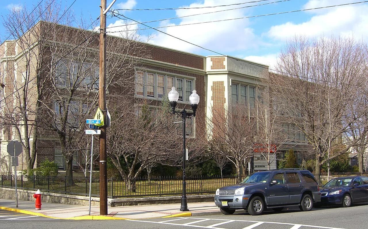 Memorial High School