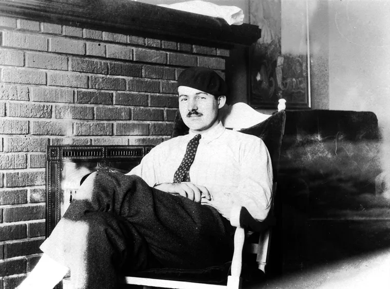Ernest Hemingway in Paris um 1924