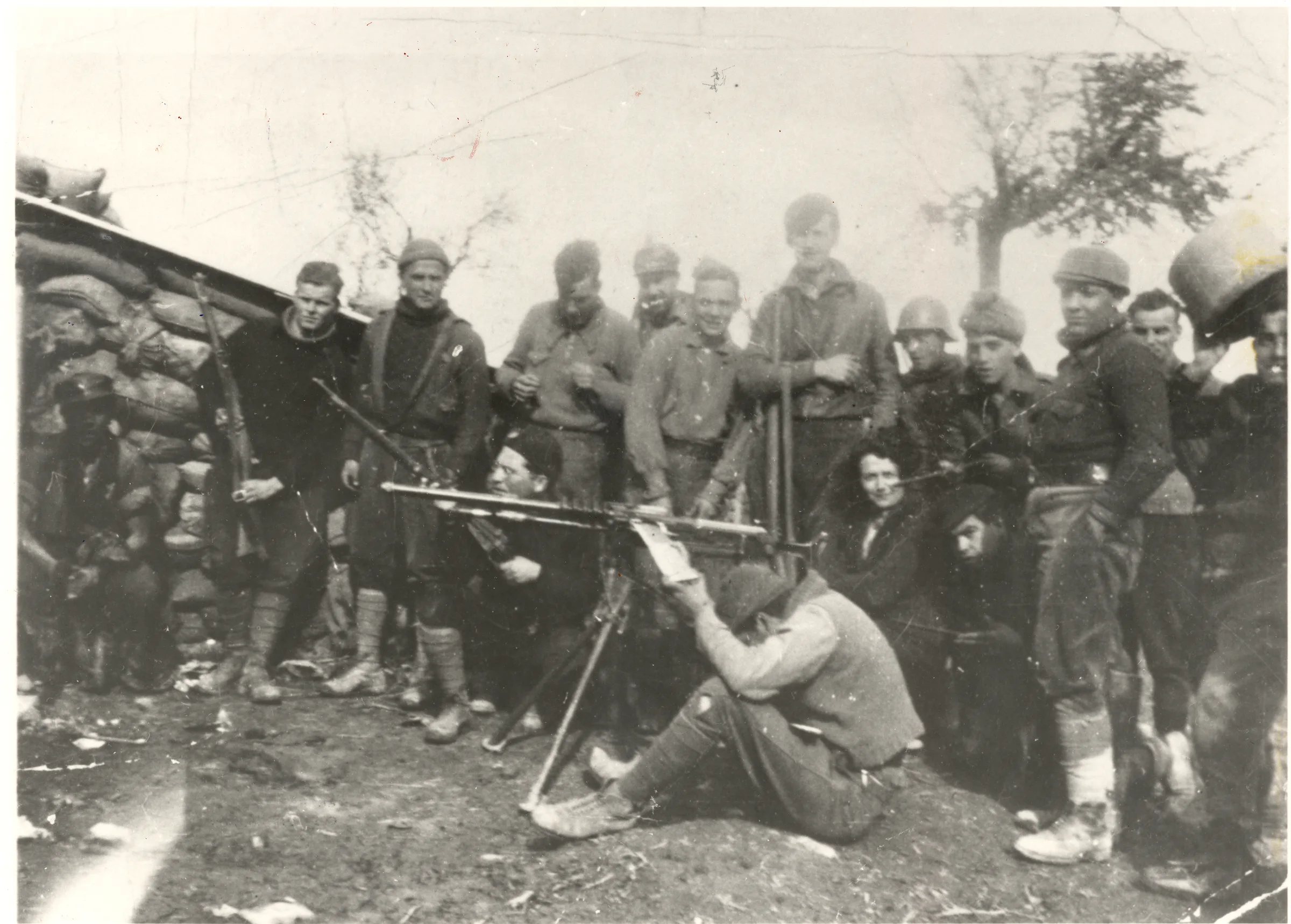 George Orwell and Eileen O&amp;#39;Shaughnessy with members of the ILP unit on the Aragon Front in 1937