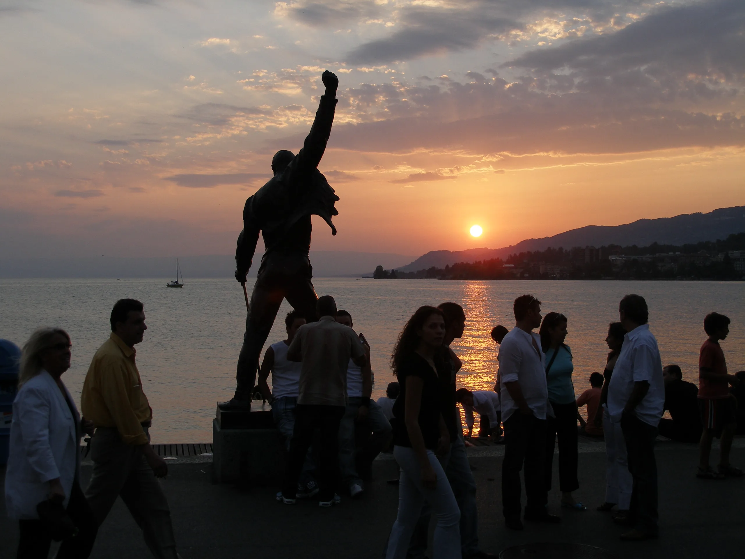 Freddie Mercury statue in Montreux at sunset