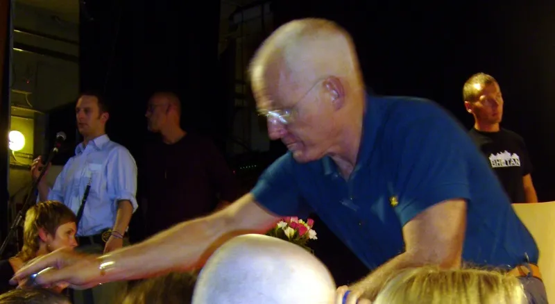 Ole Nydahl at a lecture in London in 2007