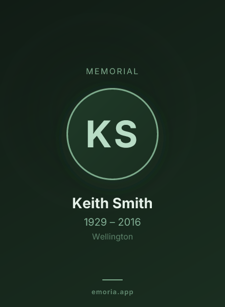 Memorial portrait of Keith Smith
