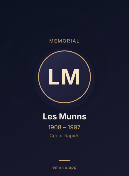 Memorial portrait of Les Munns